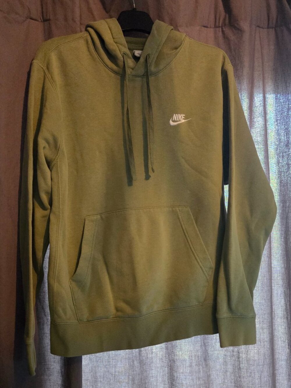 Nike Green Hoodie men’s preloved size small sweatshirt